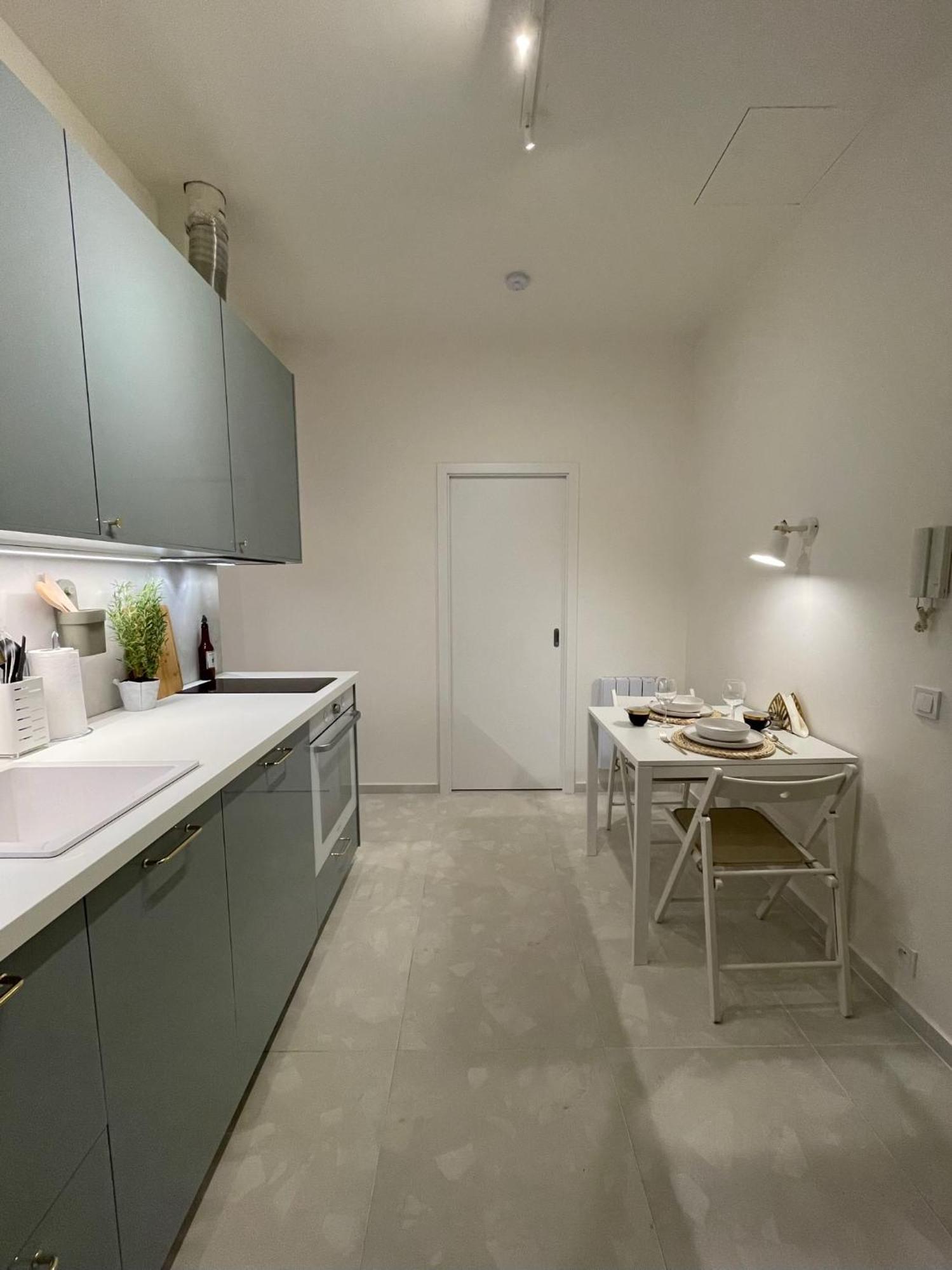 Urban Retreat I Modern Boho Apartments In Lovely Letna District - 10 Minutes From Old Town Πράγα Εξωτερικό φωτογραφία