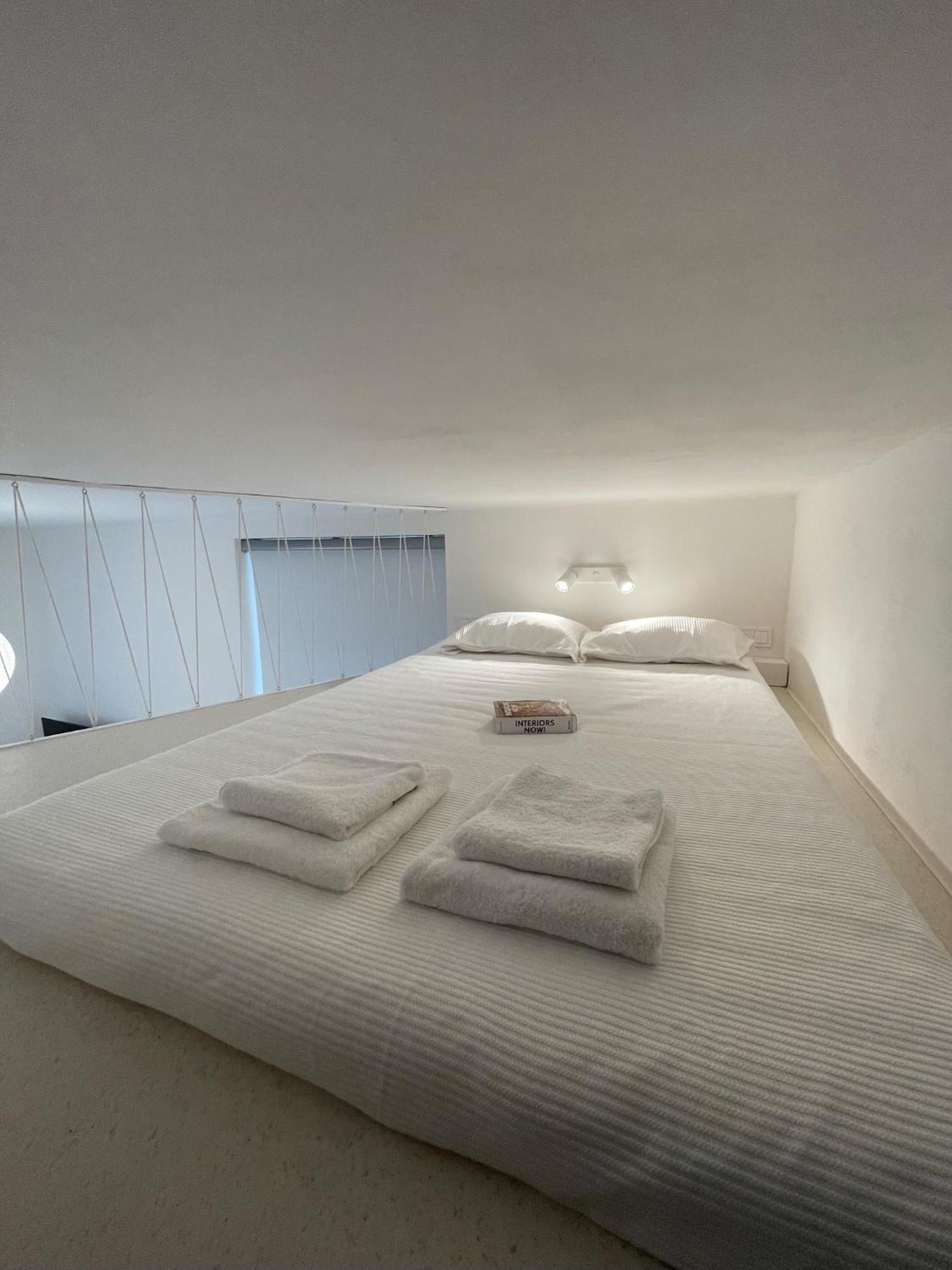 Urban Retreat I Modern Boho Apartments In Lovely Letna District - 10 Minutes From Old Town Πράγα Εξωτερικό φωτογραφία