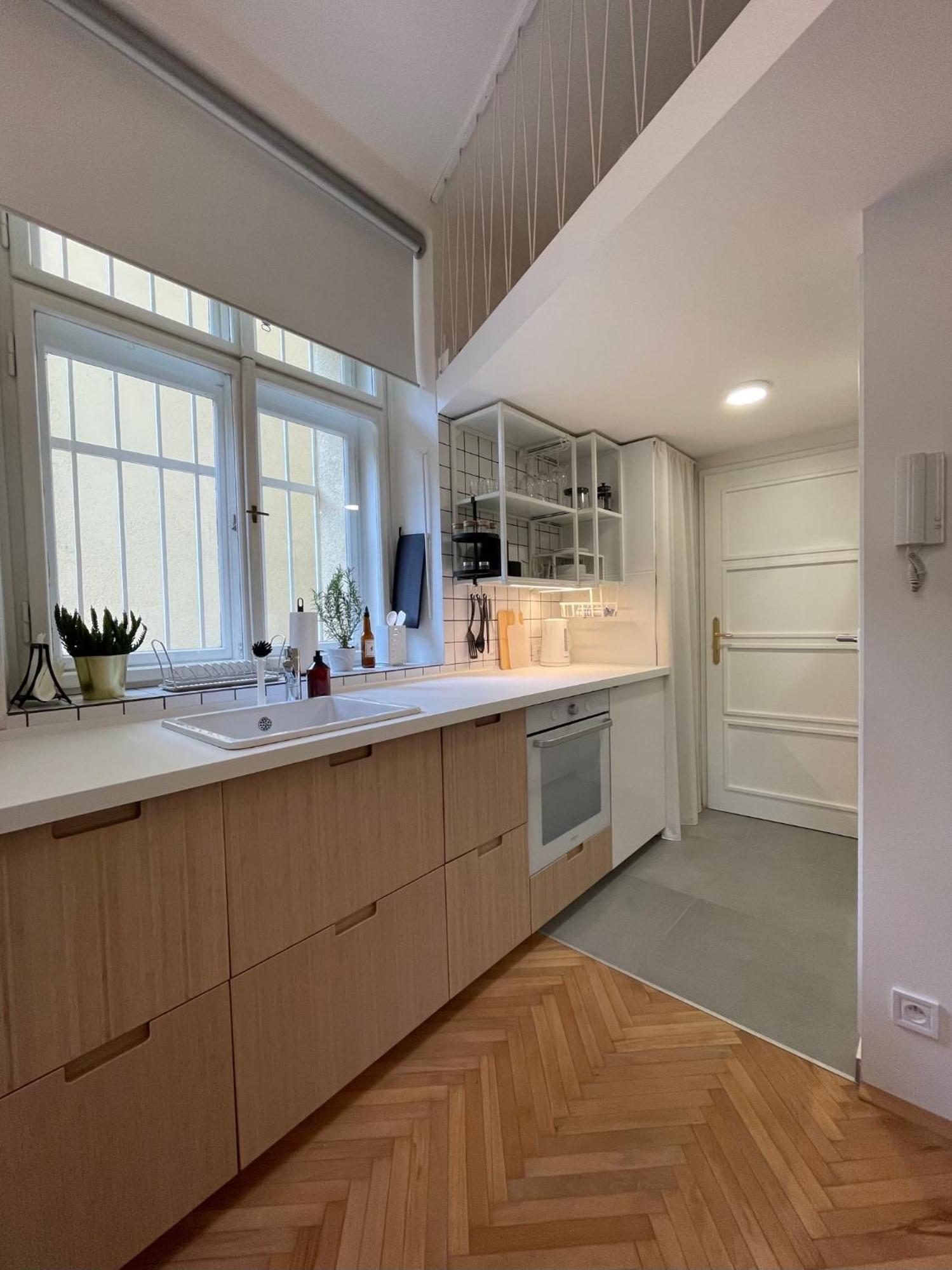 Urban Retreat I Modern Boho Apartments In Lovely Letna District - 10 Minutes From Old Town Πράγα Εξωτερικό φωτογραφία